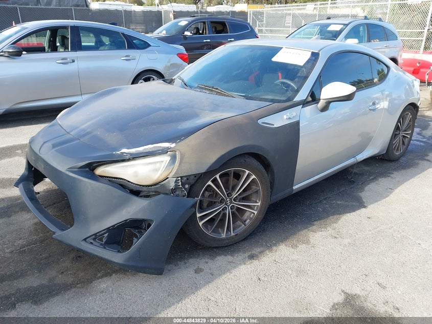 2015 Scion Fr-s 2.0 Fr-S silver Lot 111044843829 Vin JF1ZNAA15F9702573