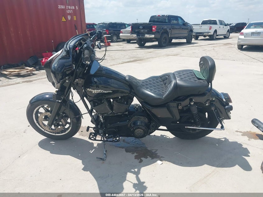 2007 Harley-Davidson Flhx VIN: 1HD1KB4177Y683550 Lot: 44843857