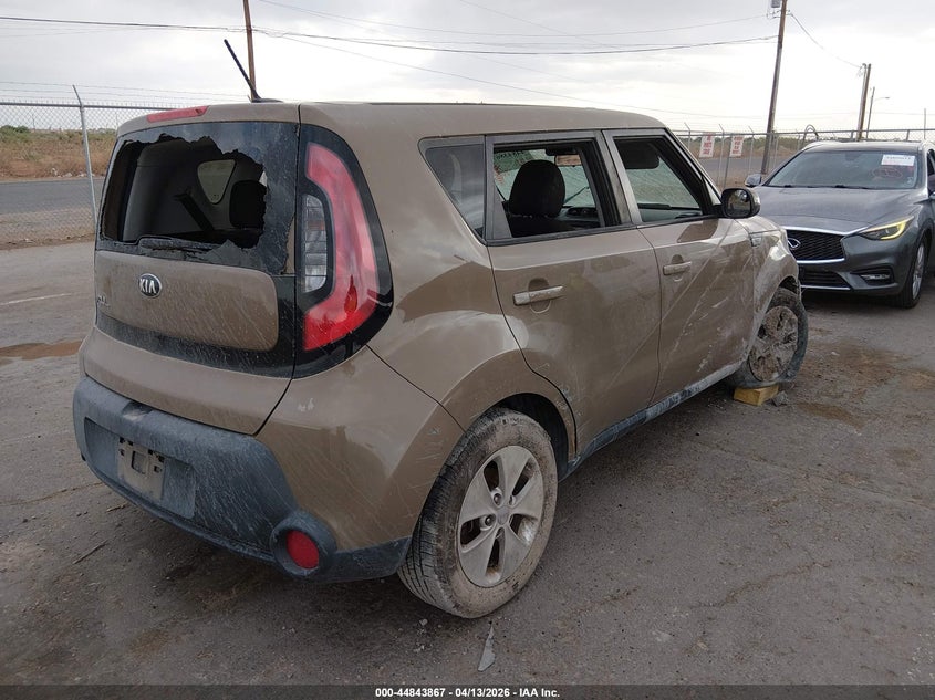 2016 KIA SOUL auction photo 4