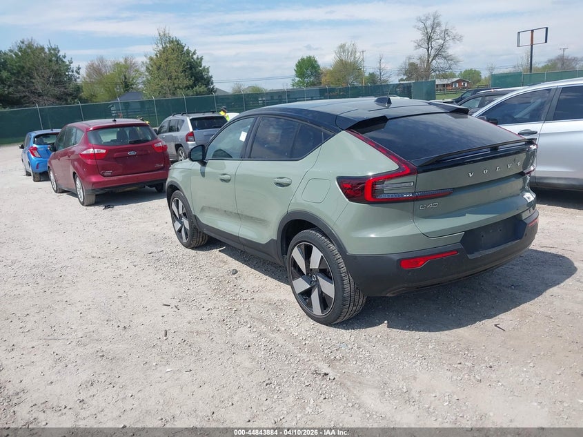 2022 Volvo C40 Recharge Pure Electric P8 Ultimate