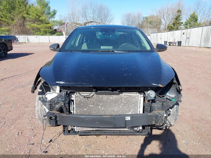 2021 Kia Forte Lxs VIN: 3KPF24AD9ME355100 Lot: 44843924