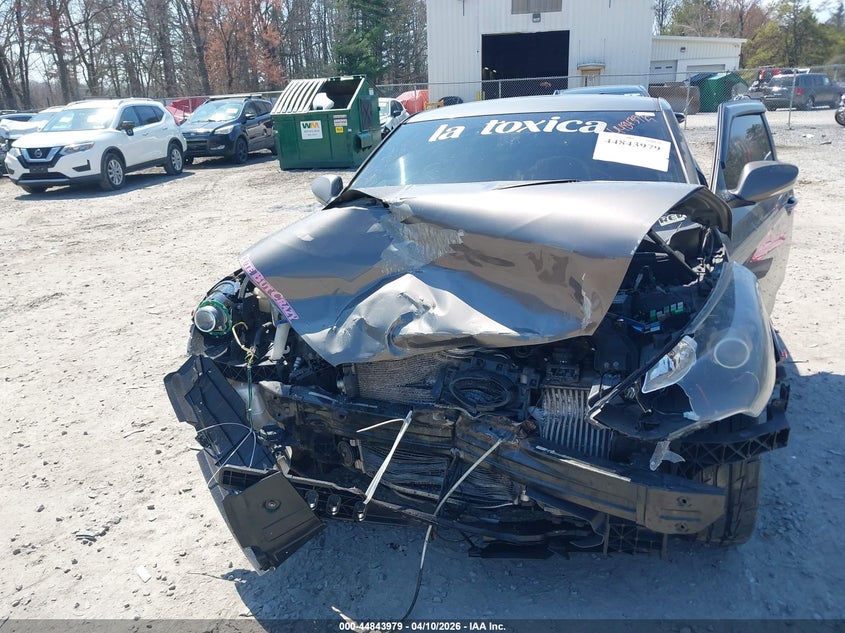 2014 Hyundai Veloster Turbo W/Blue VIN: KMHTC6AEXEU208478 Lot: 44843979