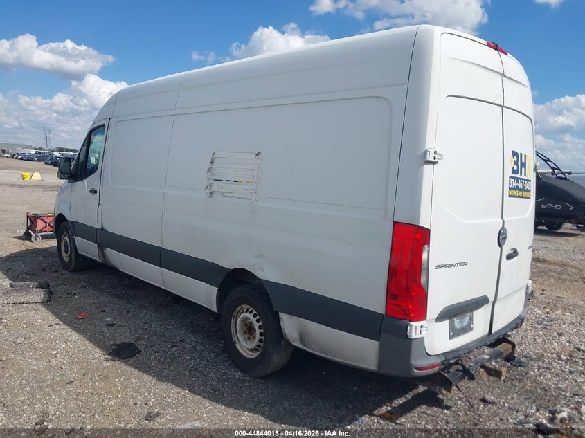 Vin: wdrpf1cd5kt007299, lot: 45341323, freightliner sprinter 2500 high roof v6 20193