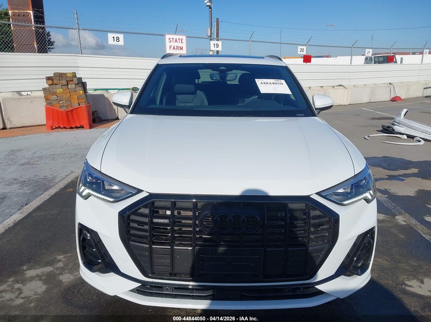 2025 Audi Q3 Premium 45 Tfsi S Line Quattro Tiptronic VIN: WA1DECF31S1064738 Lot: 44844050