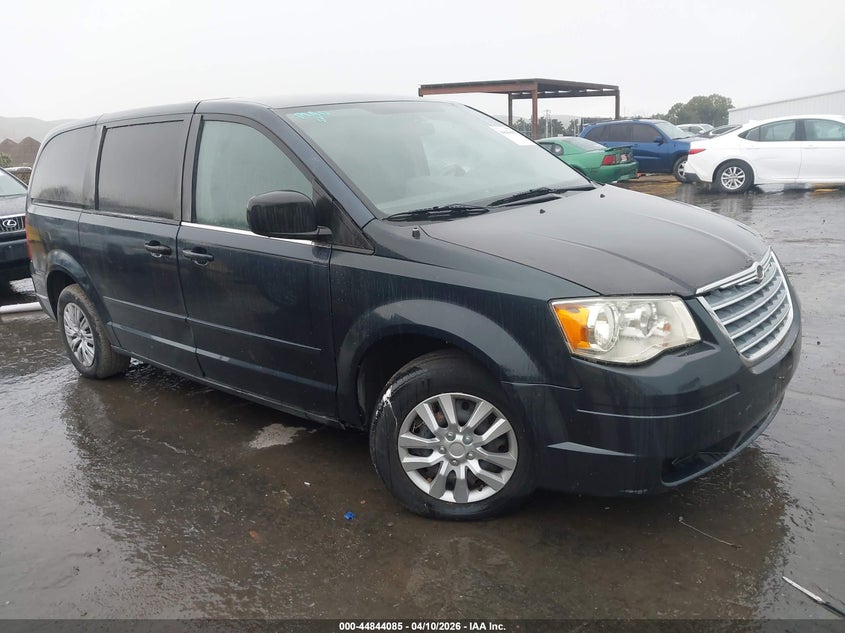 2008 Chrysler Town & Country Lx