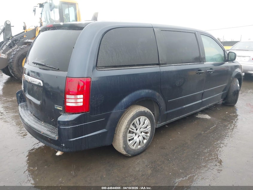 2008 Chrysler Town & Country Lx