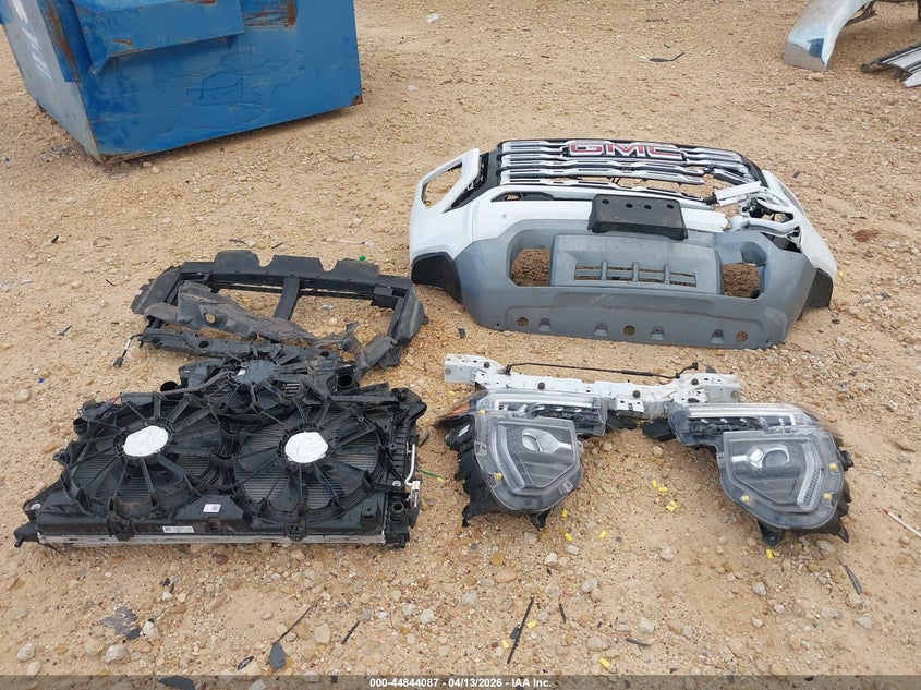 2023 GMC Canyon 4Wd Short Box Denali VIN: 1GTP6FEKXP1176052 Lot: 44844087