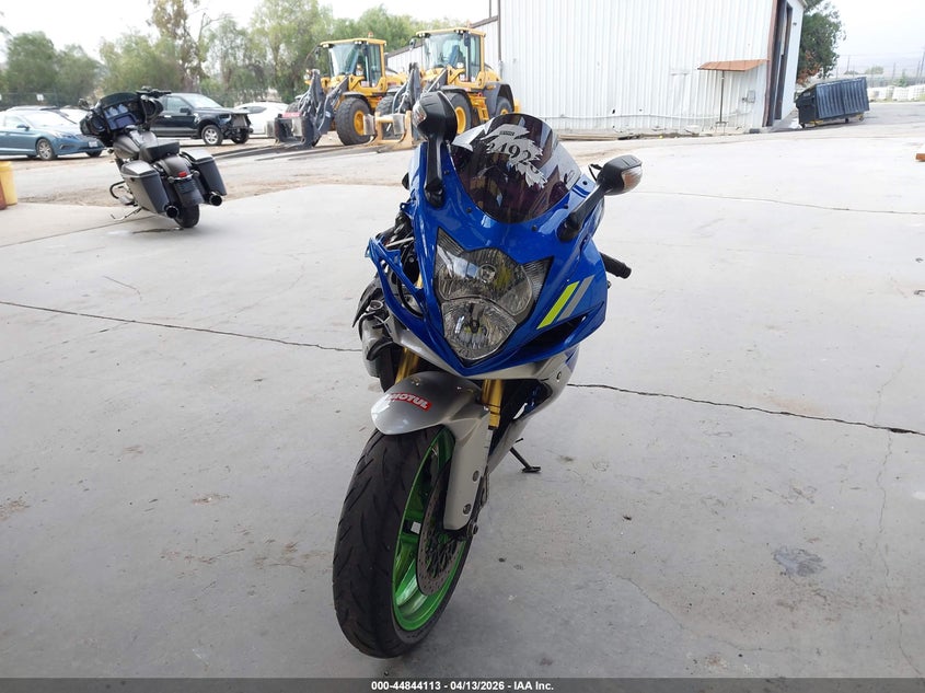 2022 Suzuki Gsxr VIN: LOT-1-44844113 Lot: 44844113