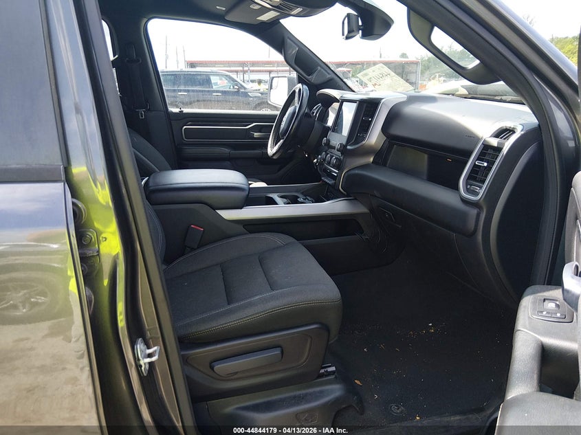 2019 Ram 1500 5.7 Ram Big Horn/Lone Star 4X2 5'7 Box black Lot 111044844179 Vin 1C6RREFT7KN508894