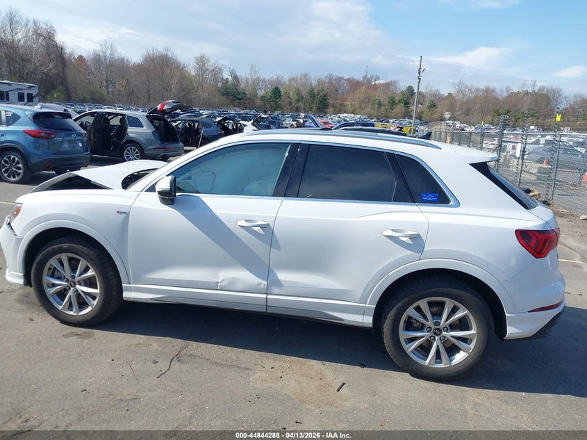 2024 Audi Q3 Premium 45 Tfsi S Line Quattro Tiptronic VIN: WA1DECF36R1140948 Lot: 44844288