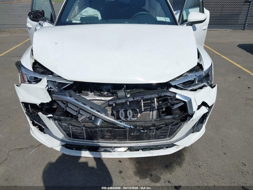 2024 Audi Q3 Premium 45 Tfsi S Line Quattro Tiptronic VIN: WA1DECF36R1140948 Lot: 44844288