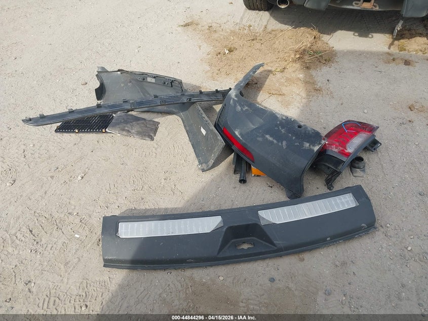 2024 GMC Yukon 4Wd At4 VIN: 1GKS2CKD4RR135936 Lot: 44844296