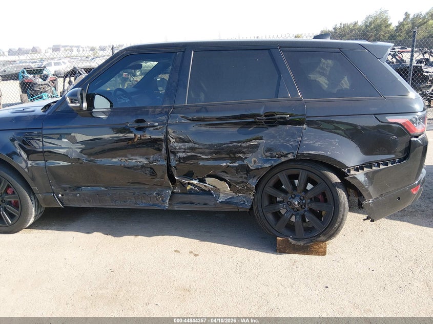 2018 Land Rover Range Rover Sport Supercharged/Supercharged Dynamic VIN: SALWR2RE6JA196623 Lot: 44844357
