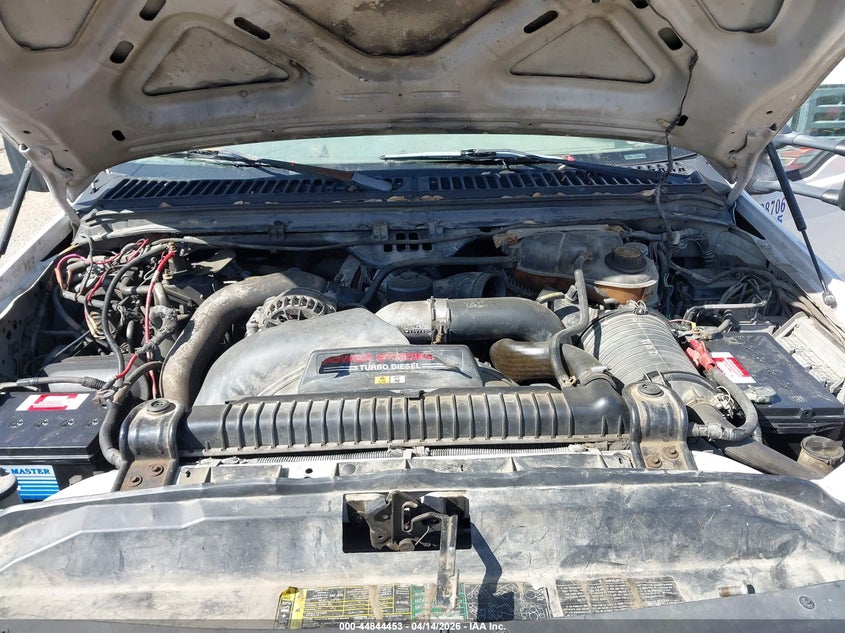 2005 Ford F-550 Lariat/Xl/Xlt VIN: 1FDAW57P35EC38353 Lot: 44844453