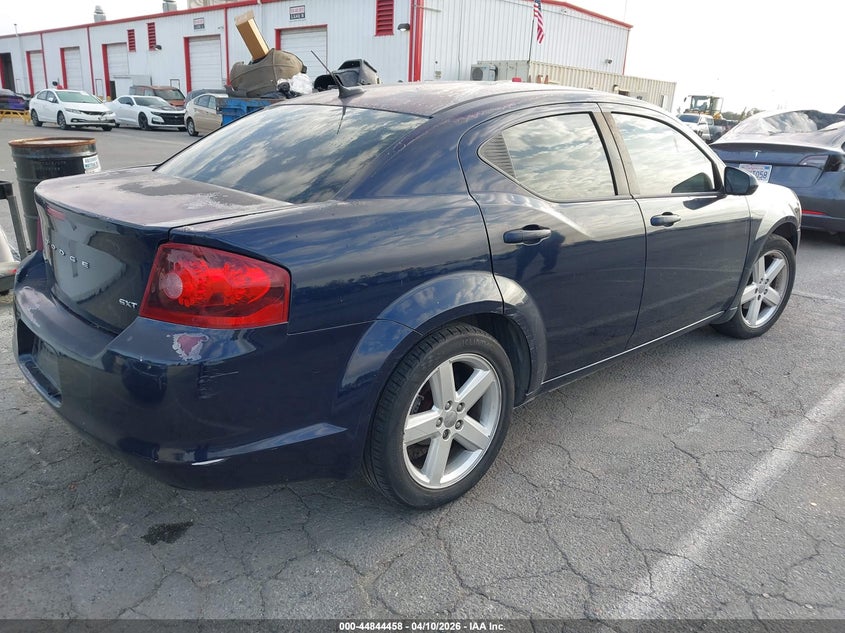 2013 Dodge Avenger Sxt