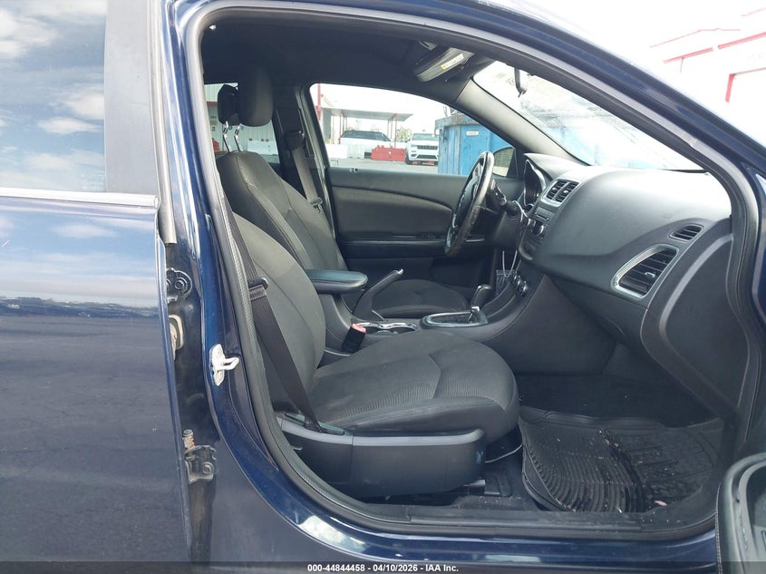 2013 Dodge Avenger Sxt