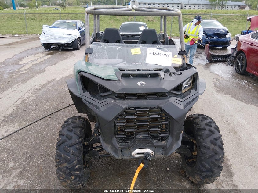 2023 CAN-AM/ BRP COMMANDER CAN-AM DPS 1000R 2