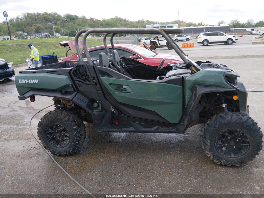 2023 CAN-AM/ BRP COMMANDER CAN-AM DPS 1000R 2