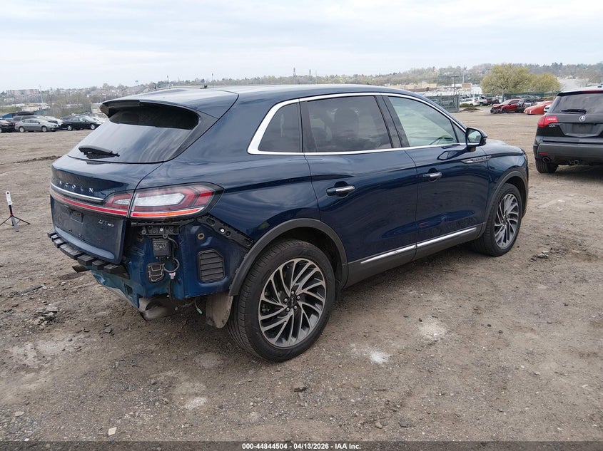 2019 Lincoln Nautilus Reserve