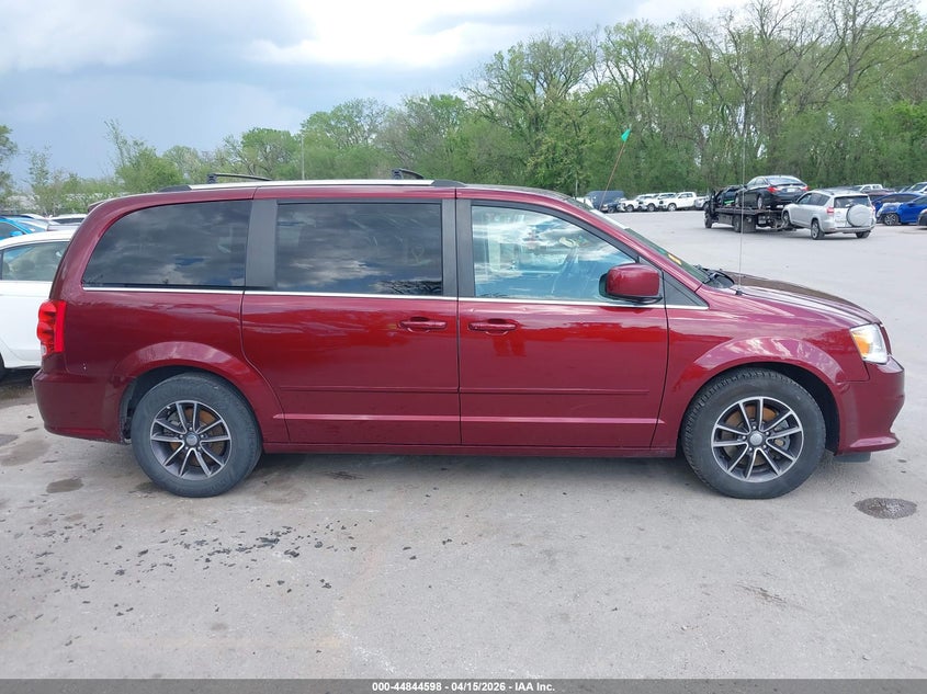 2017 Dodge Grand Caravan Sxt VIN: 2C4RDGCG9HR696078 Lot: 44844598