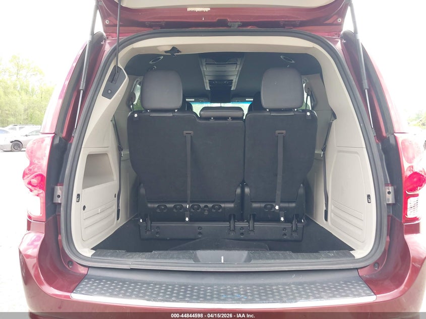 2017 Dodge Grand Caravan Sxt VIN: 2C4RDGCG9HR696078 Lot: 44844598