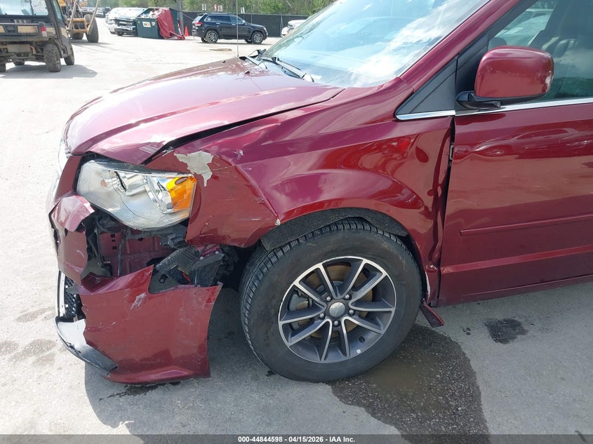 2017 Dodge Grand Caravan Sxt VIN: 2C4RDGCG9HR696078 Lot: 44844598