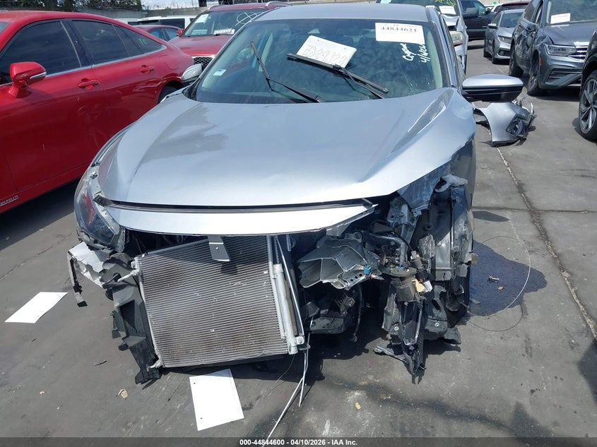 2020 Honda Civic 2.0 Lx Silver Lot 111044844600 Vin 19XFC2F68LE207756