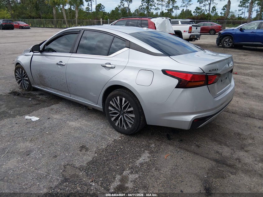 2023 Nissan Altima Sv Fwd