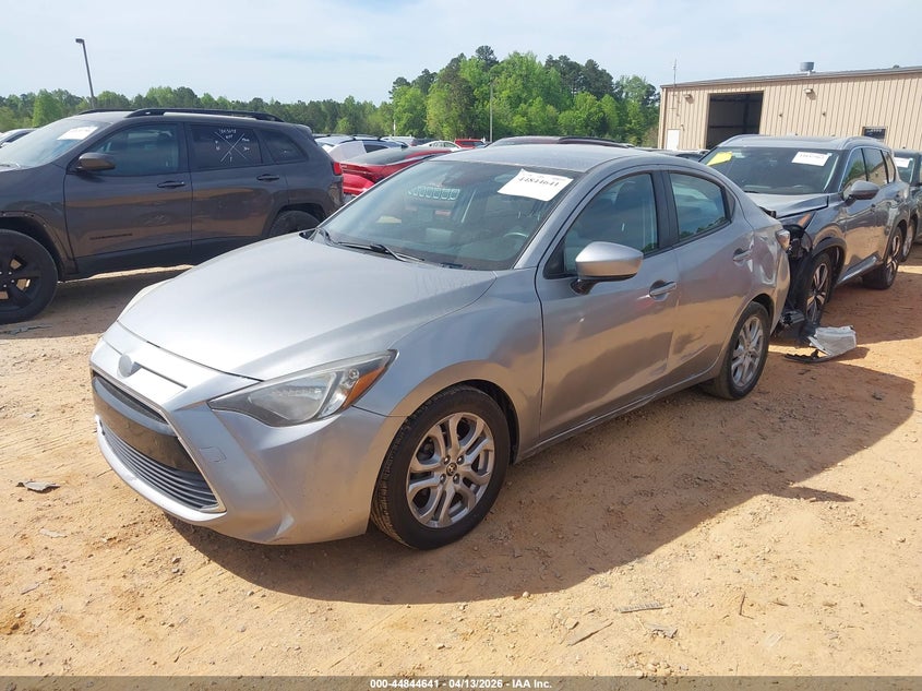 Vin: 3mydlbzv7gy116297, lot: 45341950, scion ia 20162