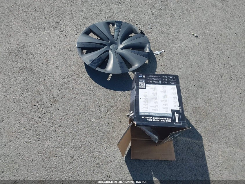 2022 Tesla Model S Dual Motor All-Wheel Drive VIN: 5YJSA1E50NF459067 Lot: 44844659