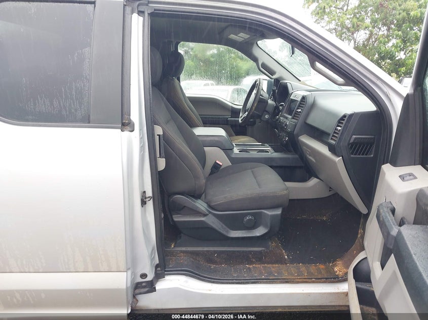 VIN 1FTEX1EP2JKF58063 2018 FORD F-150 XL