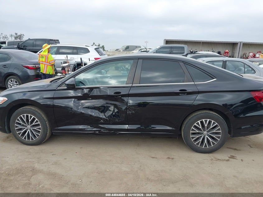 2021 Volkswagen Jetta 1.4T R-Line/1.4T S/1.4T Se VIN: 3VWC57BU0MM082710 Lot: 44844685