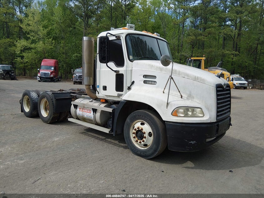 2005 Mack 600 Cx600