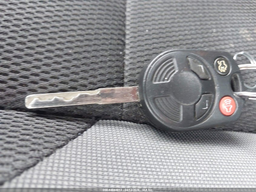 1FADP3F24EL282775 2014 Ford Focus 2.0 Se silver