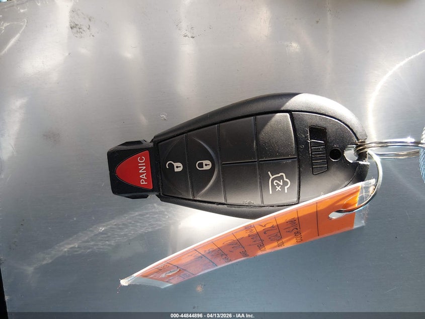 2008 Jeep Commander Sport VIN: 1J8HG48K98C221725 Lot: 44844896