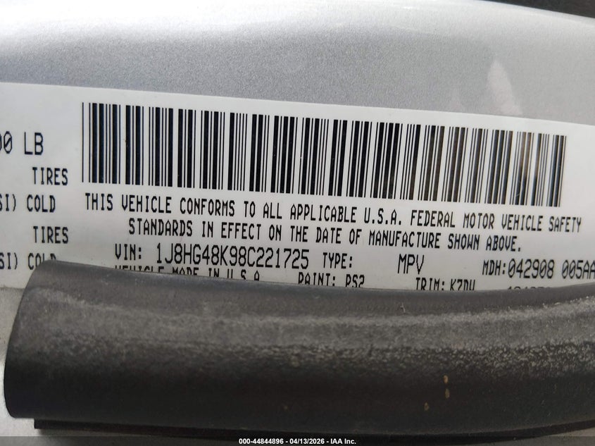 2008 Jeep Commander Sport VIN: 1J8HG48K98C221725 Lot: 44844896