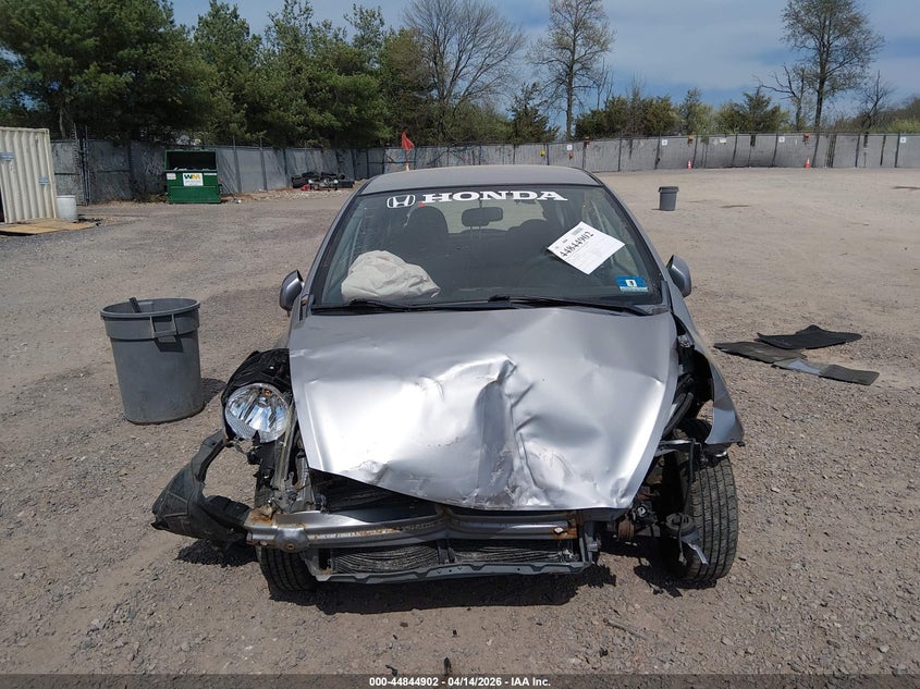 2008 Honda Fit VIN: JHMGD37438S002627 Lot: 44844902