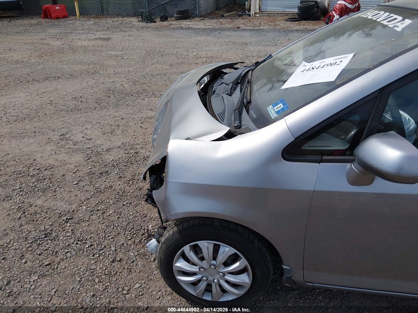 2008 Honda Fit VIN: JHMGD37438S002627 Lot: 44844902
