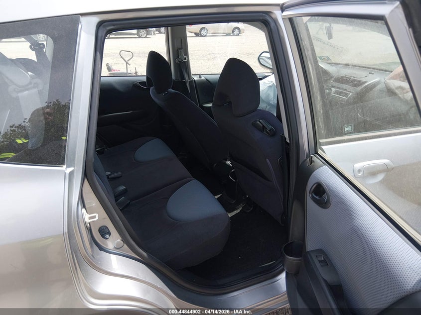 2008 Honda Fit VIN: JHMGD37438S002627 Lot: 44844902