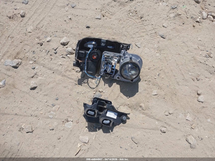 2020 Hyundai Santa Fe Se VIN: 5NMS23AD3LH147245 Lot: 44844907