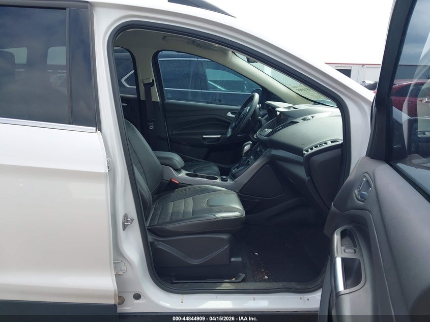 2015 Ford Escape 1.6 Se White Lot 111044844909 Vin 1FMCU0GX3FUC61723