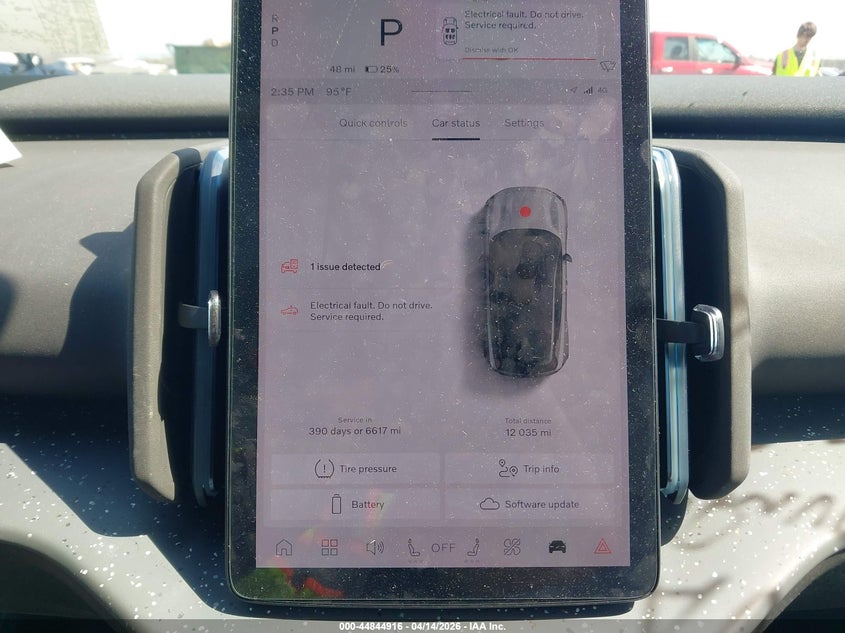 2025 Volvo Ex30 Ultra Twin Motor Performance, Fully Electric VIN: YV4EK3ZL5SS145148 Lot: 44844916