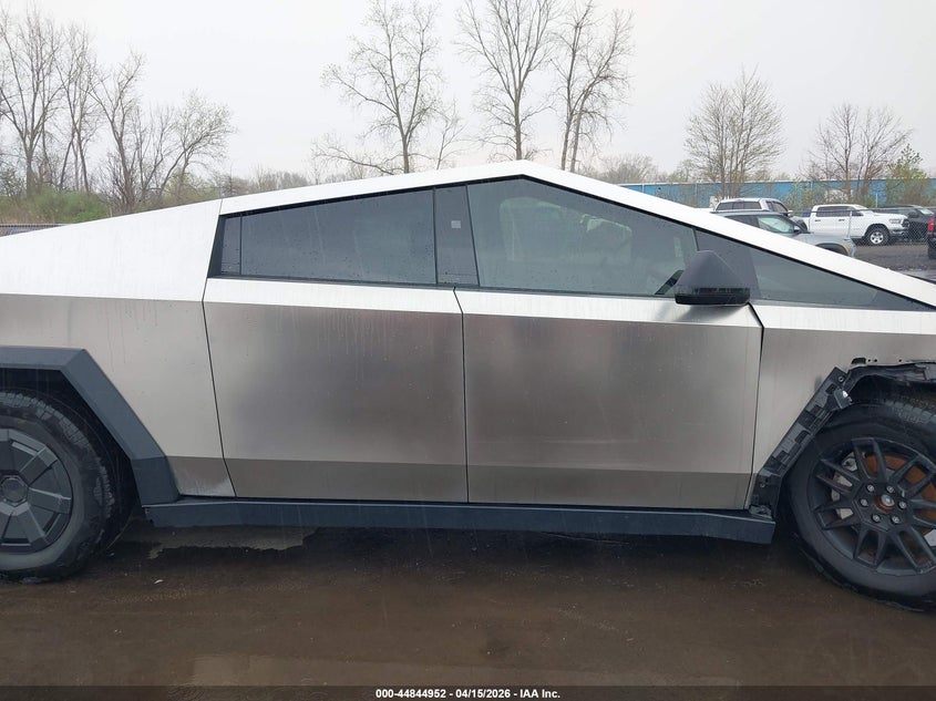 2025 Tesla Cybertruck All-Wheel Drive VIN: 7G2CEHED0SA062523 Lot: 44844952
