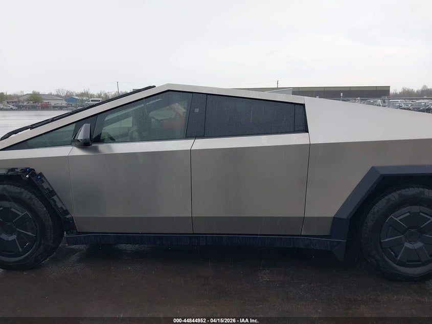 2025 Tesla Cybertruck All-Wheel Drive VIN: 7G2CEHED0SA062523 Lot: 44844952
