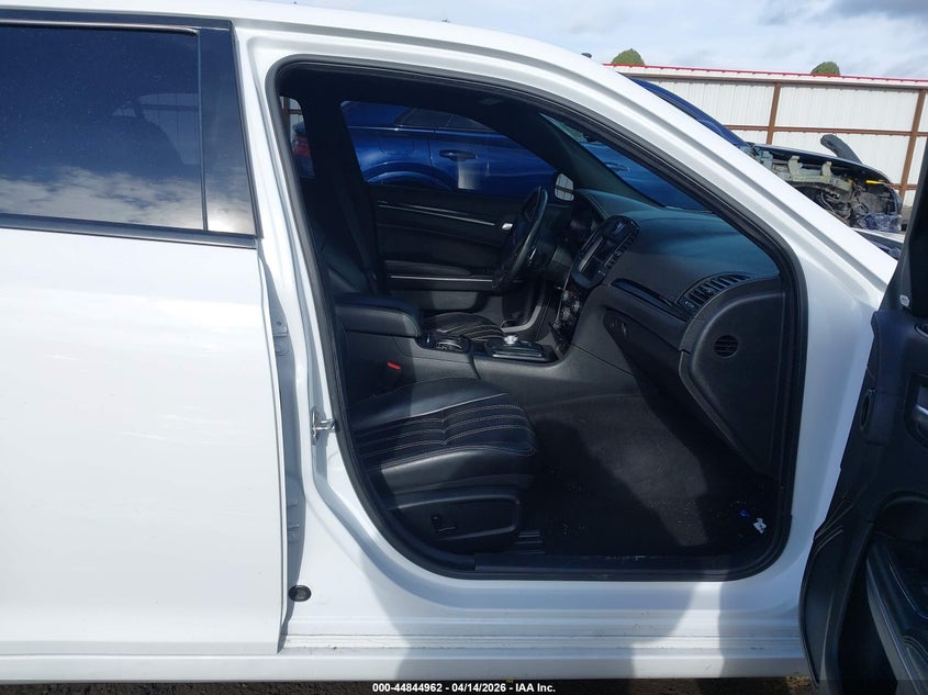 2019 Chrysler 300 300S Awd