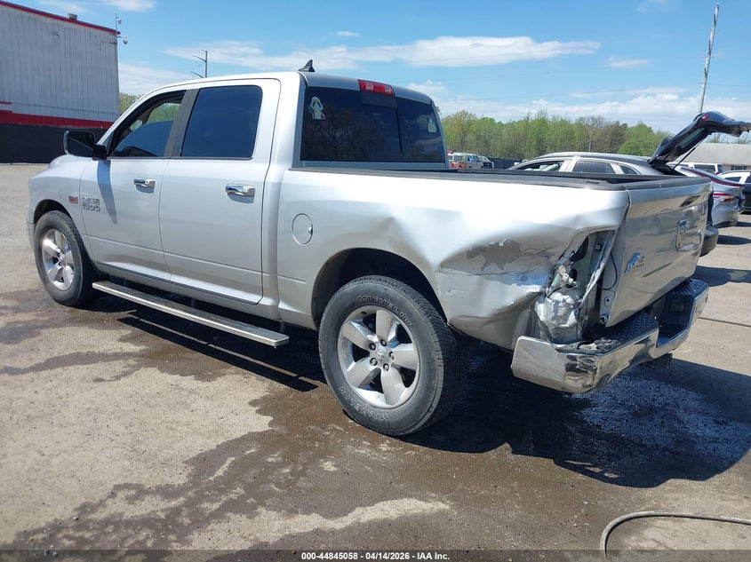 1C6RR6LT5ES223711 2014 Ram 1500 5.7 Ram Big Horn silver