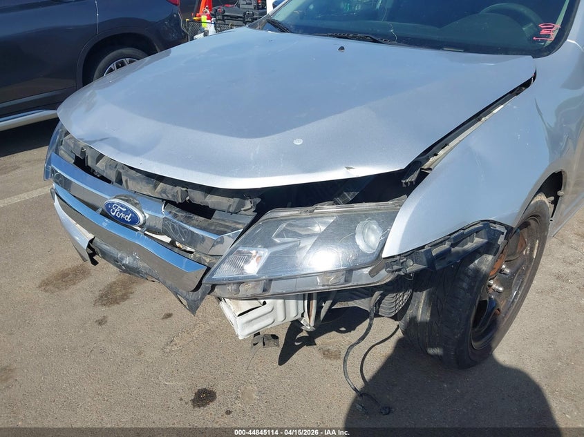 2011 Ford Fusion Se VIN: 3FAHP0HG9BR186114 Lot: 44845114