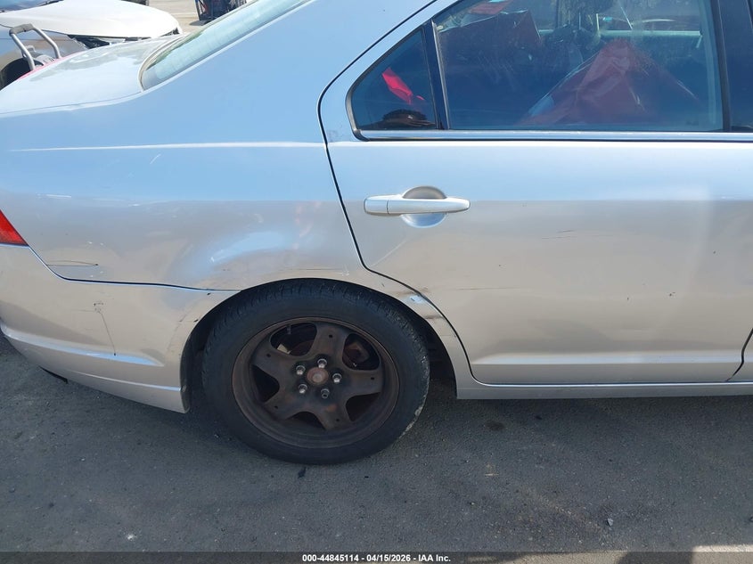 2011 Ford Fusion Se VIN: 3FAHP0HG9BR186114 Lot: 44845114