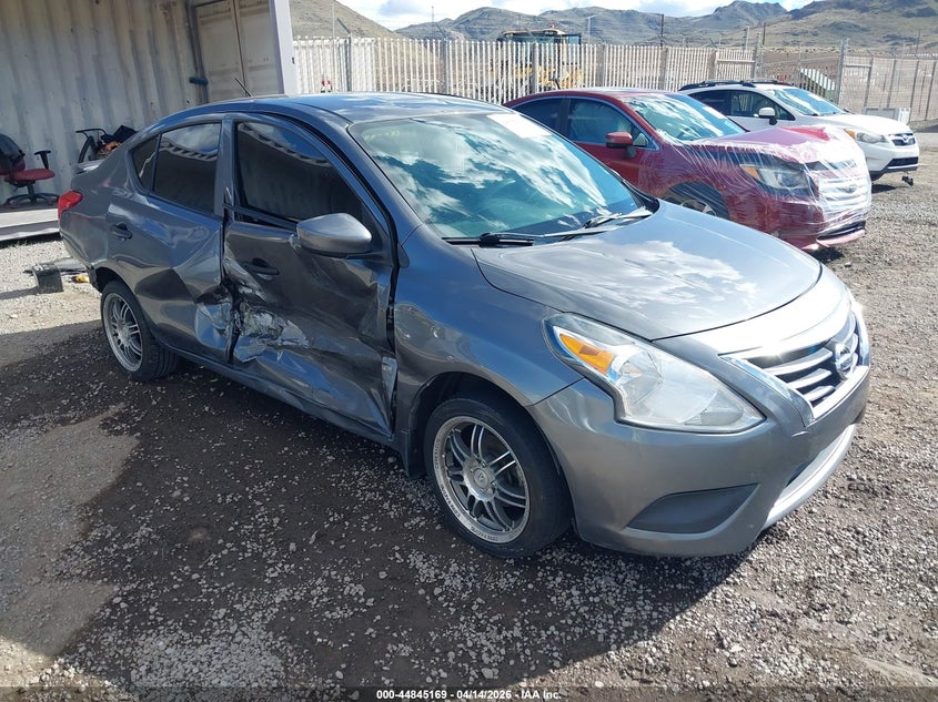 2017 NISSAN VERSA 1.6 S+