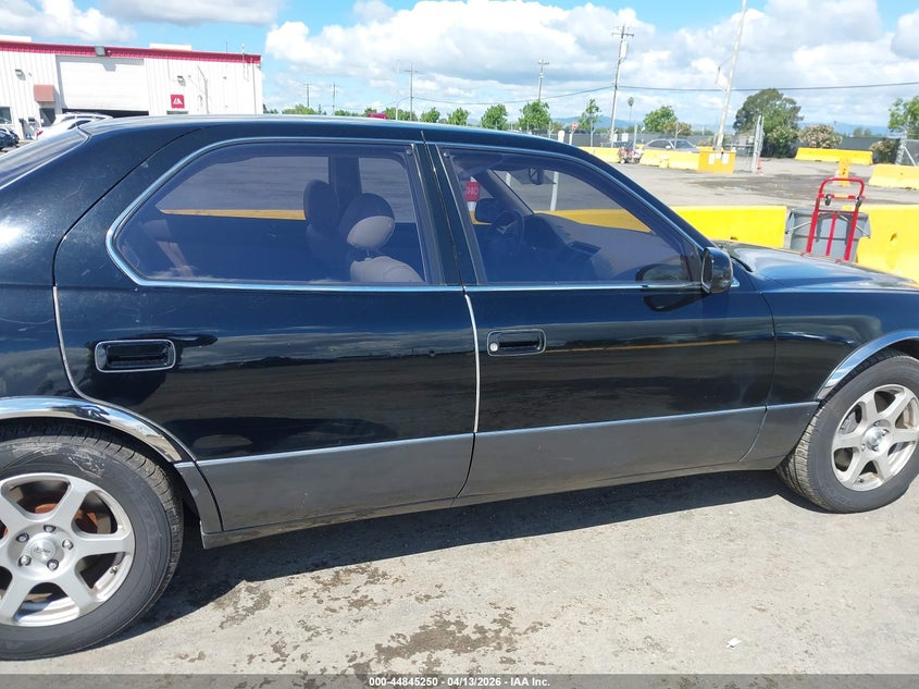 1996 Lexus Ls 400 VIN: JT8BH22F1T0063836 Lot: 44845250
